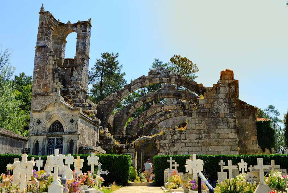 ruinas-de-santa-mariña-de-dozo