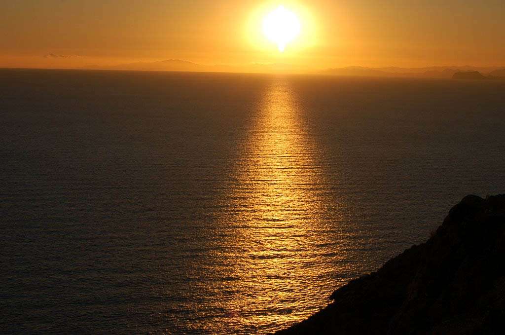 atardecer en CABO TIÑOSO