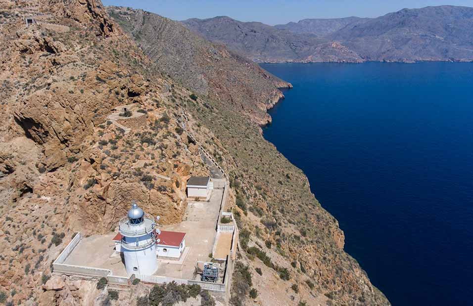 acantilados en CABO TIÑOSO